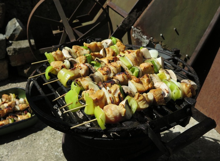Grilled Chicken Skewers with Onions, Mushrooms and Bell Peppers - BBQ Recipe