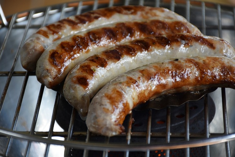 BBQ Bratwurst Sausages Recipe